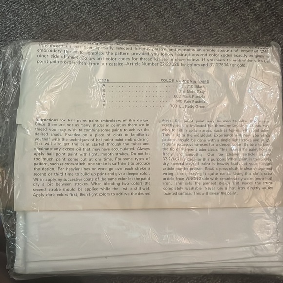 Vintage Novelty Pattern Pillowcases to Embroider in Original Packaging - Picture 5 of 6